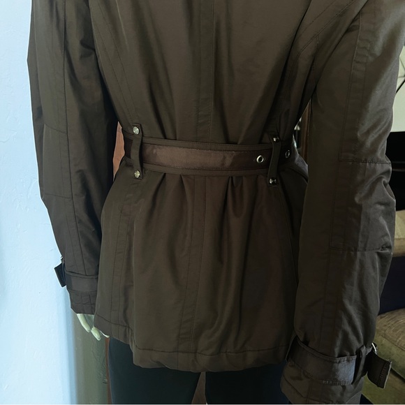 Women’s Gallery Dark Brown Belted Short Rain Trench/Jacket Sz Medium - Picture 12 of 12